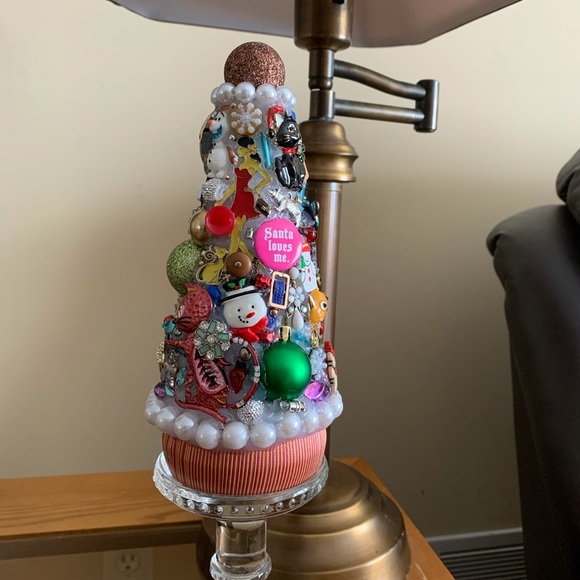 * SOLD!! * MEOWY Christmas Junkdrawer Tree Decoration - Picture 5 of 9